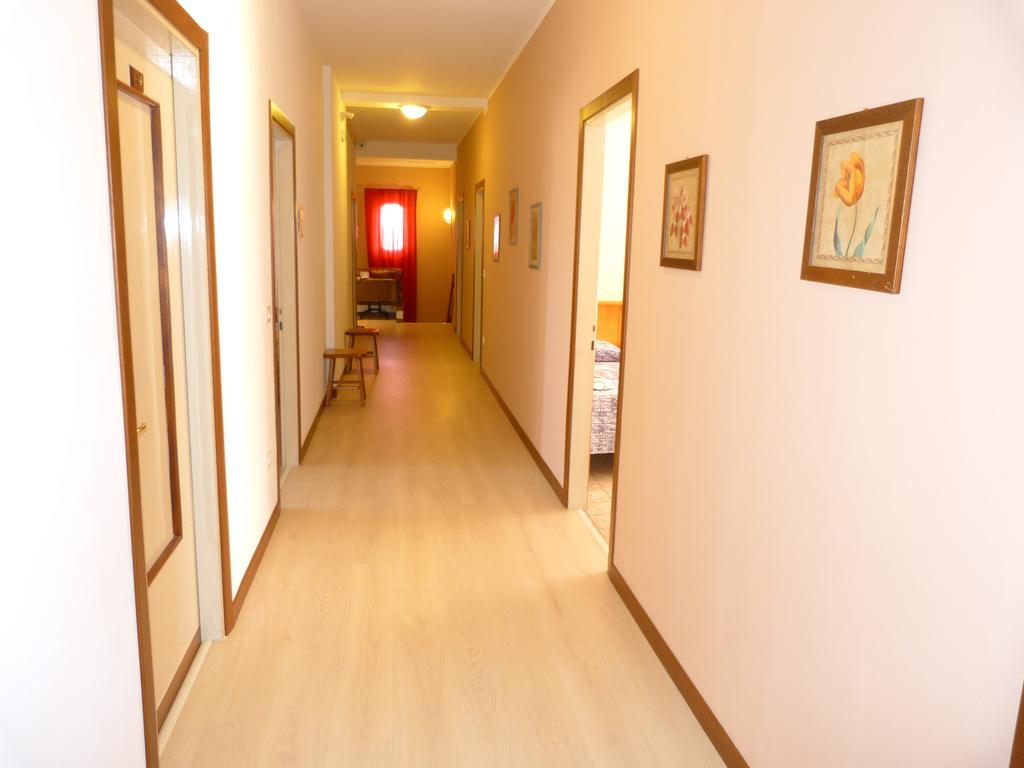 Le Colline Del Garda Hotel Bussolengo Exterior photo