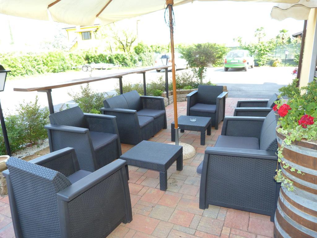 Le Colline Del Garda Hotel Bussolengo Exterior photo
