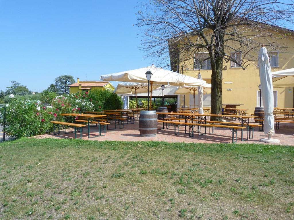 Le Colline Del Garda Hotel Bussolengo Exterior photo